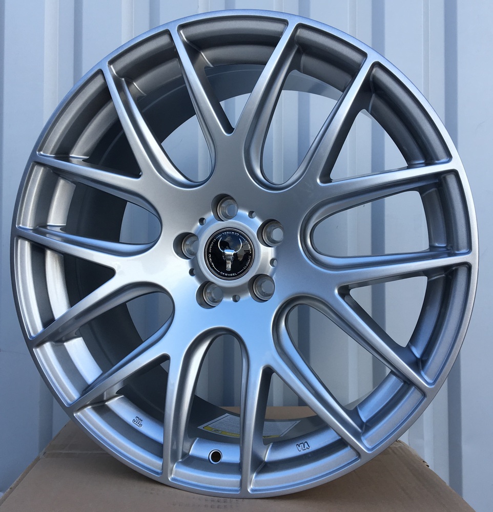 R18x8  5X112  ET  35  66.6  F1398  Silver (SI)  For RACIN  (K3)