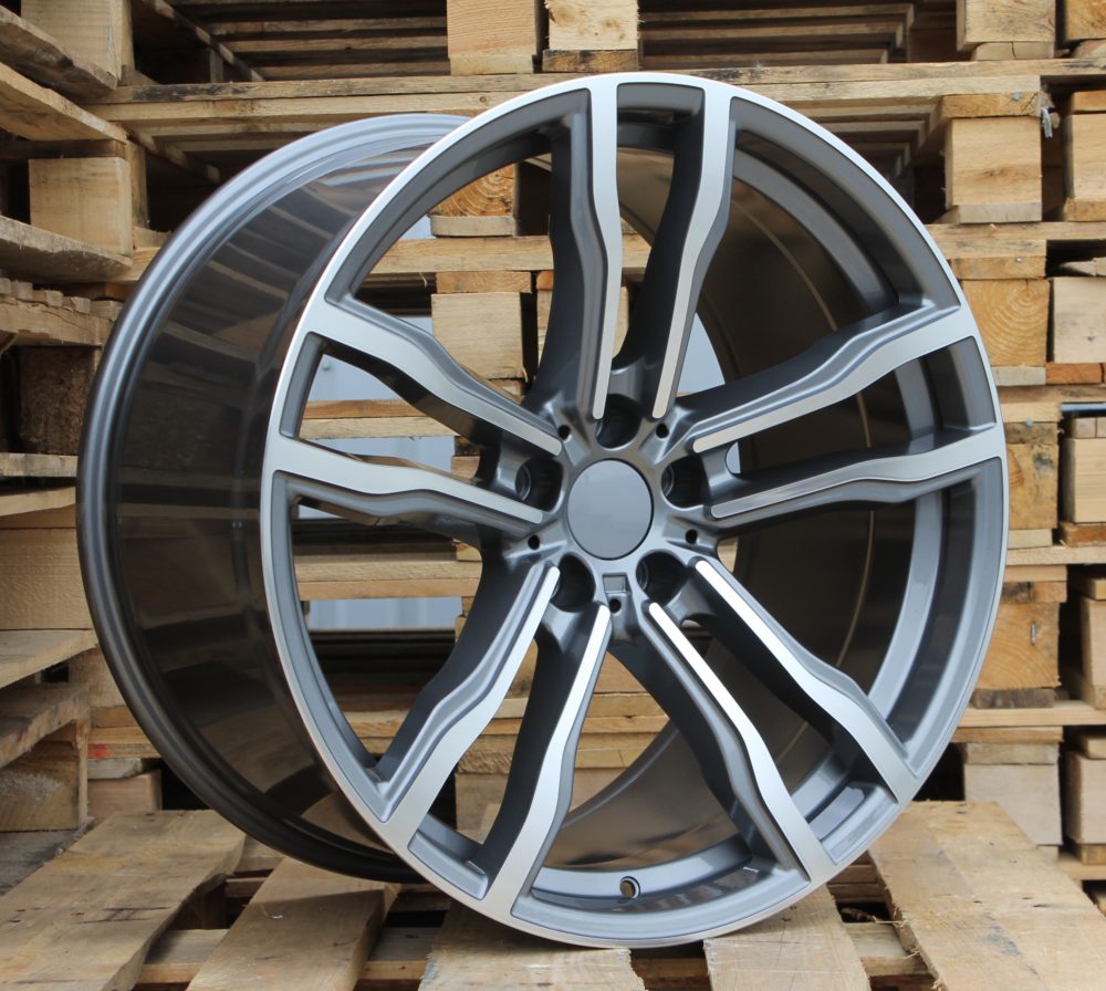 R21x10.5  5X120  ET  45  74.1  BY588  (DLJ588)  Grey Polished+Powder Coating (MGPC)  For BMW  (P1)  ())
