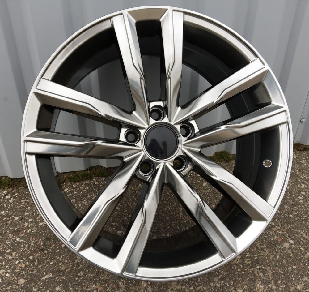 R18x8  5X112  ET  44  57.1  XFC61  Hyper Black (HB)  For VW  (P2)