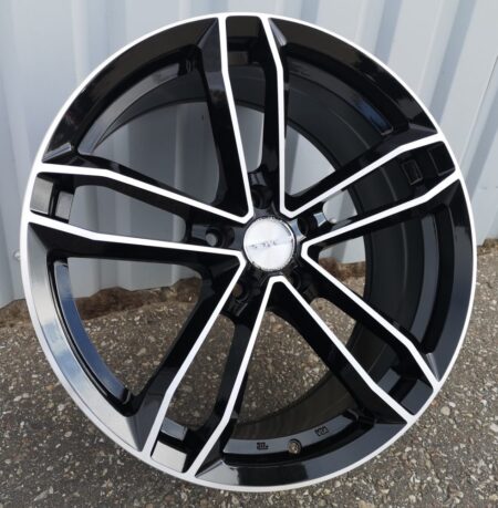 R18x8 5X100 ET 40 73.1 D5276 Black Polished (MB) For RACIN (K4) ((AKC 85 Eur) Style PDW)